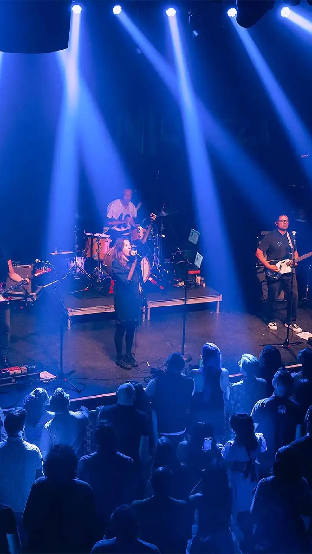 Nico-Vega-concert-tour